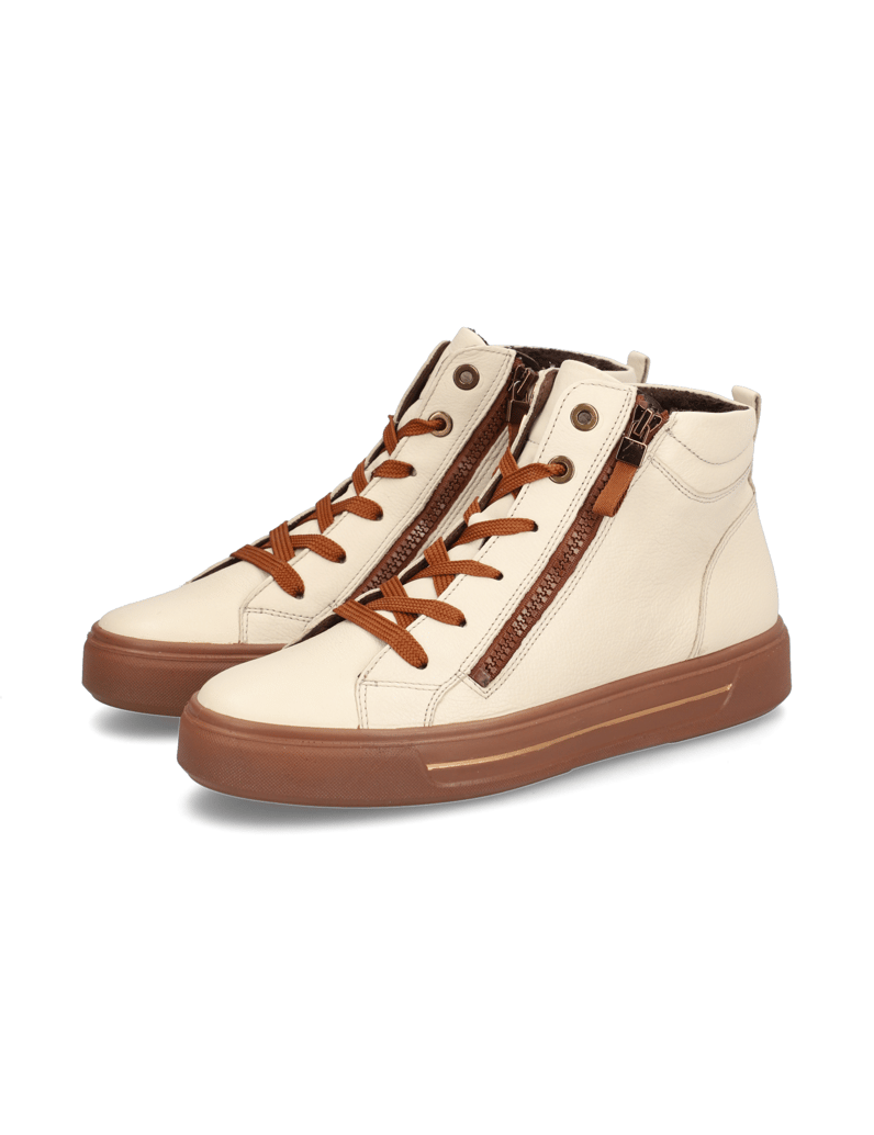 Ara-Courtyard-2.0-beige