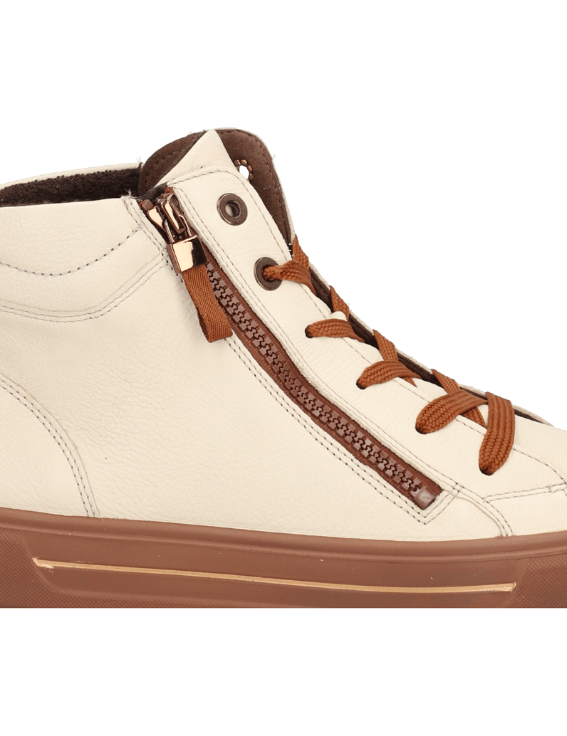 Ara-Courtyard-2.0-beige