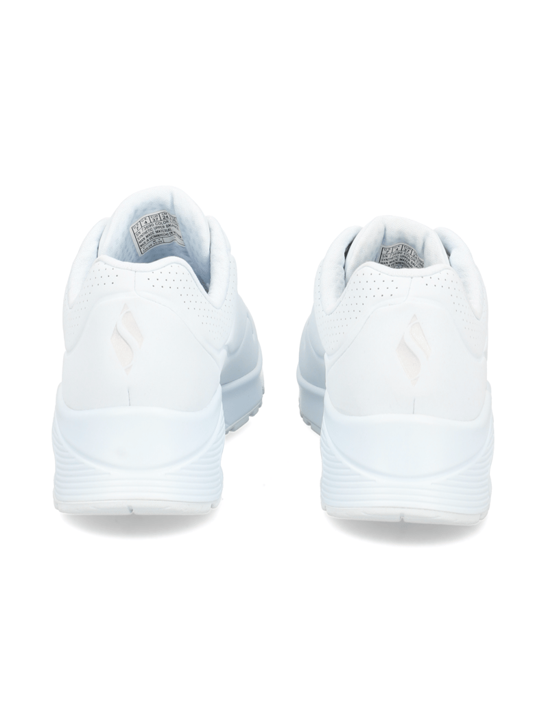 Skechers-UNO---STAND-ON-AIR-schwarz