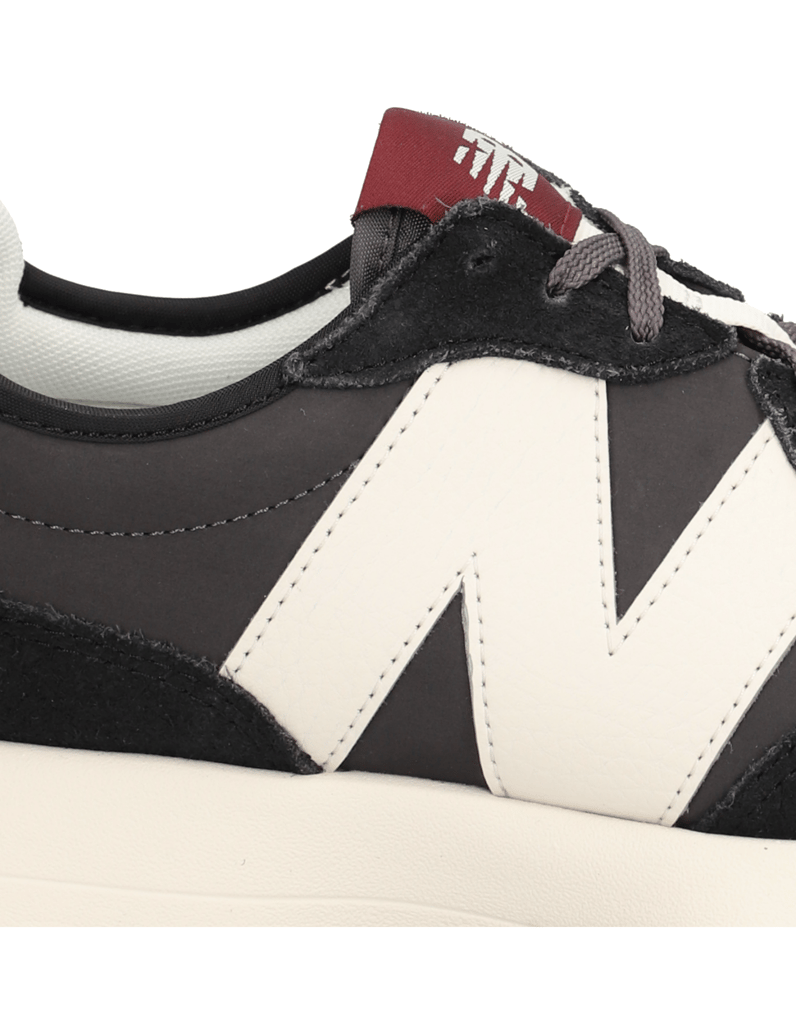 New-Balance-superge-črna