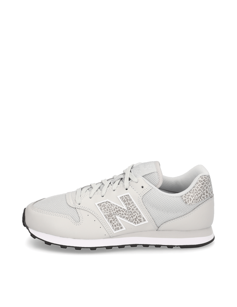 New-Balance-GW500