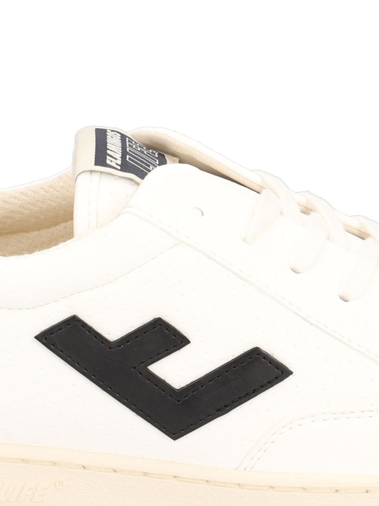 Flamingos‘-Life-White-Black-Cream