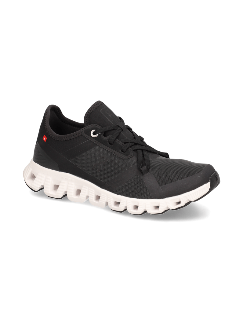 On-Cloud-X-3-AD-črna