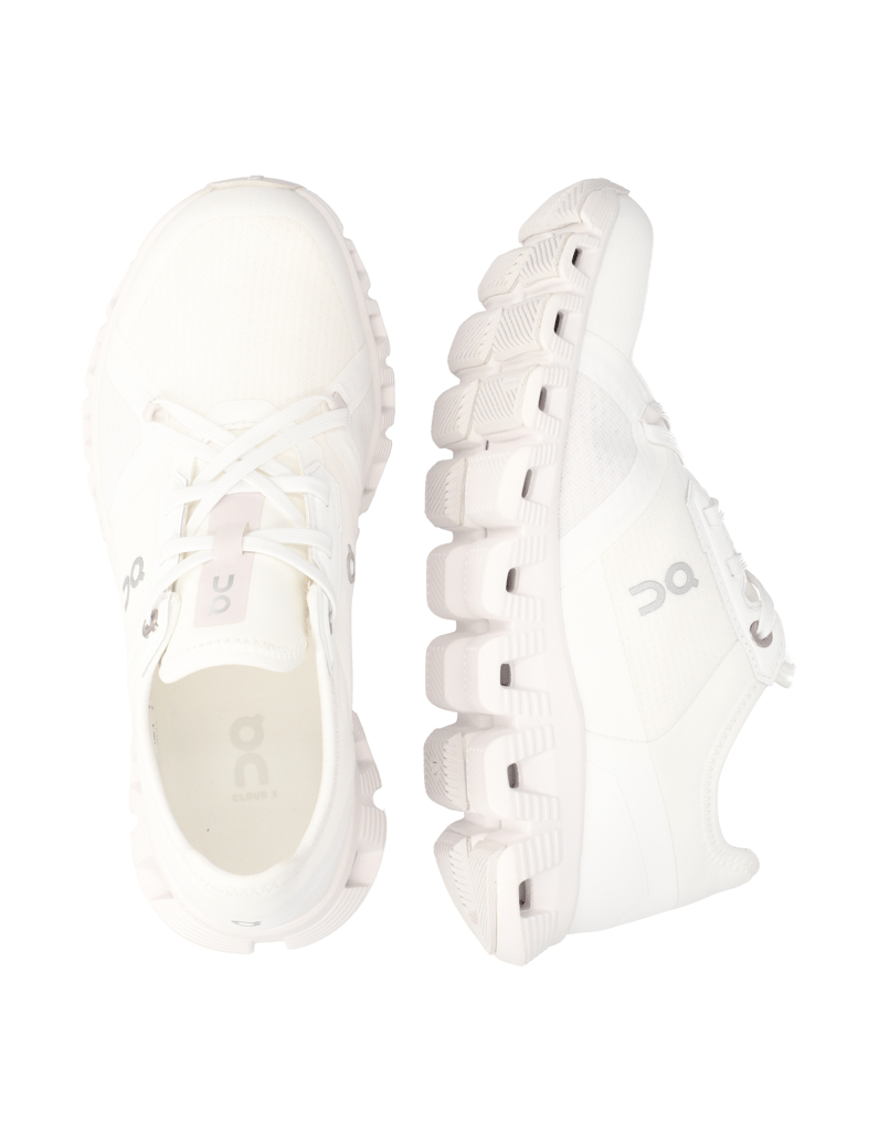 On-Cloud-X-3-AD-schwarz