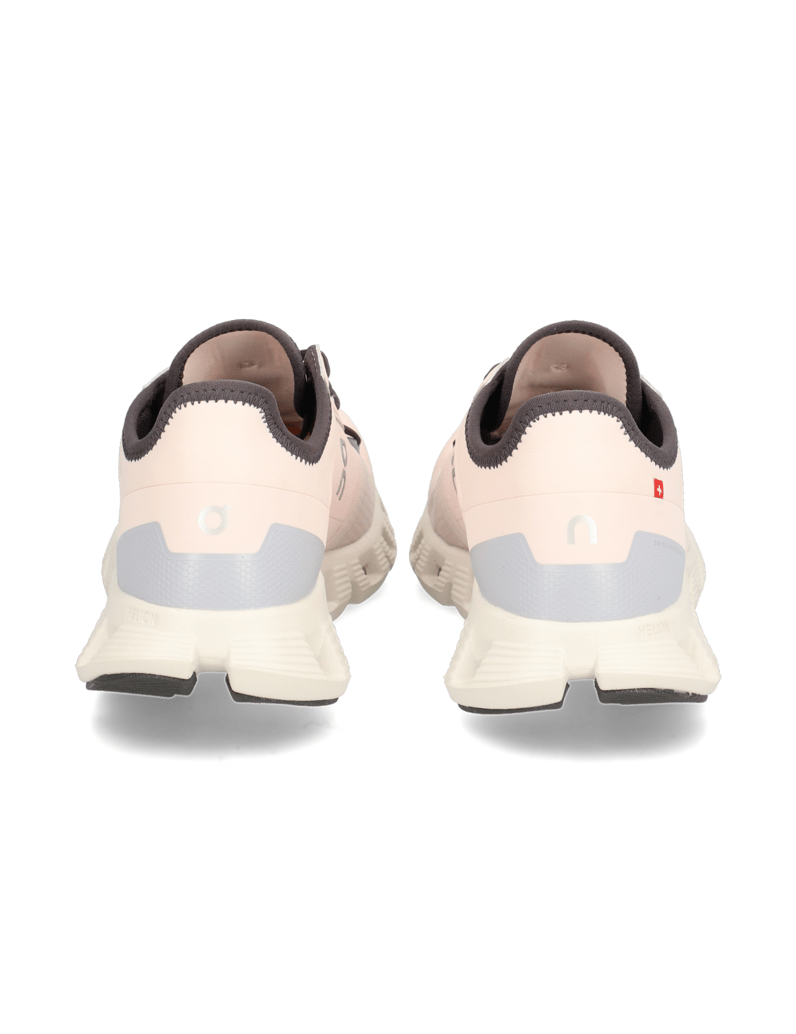 On-Cloud-X-3-AD-schwarz