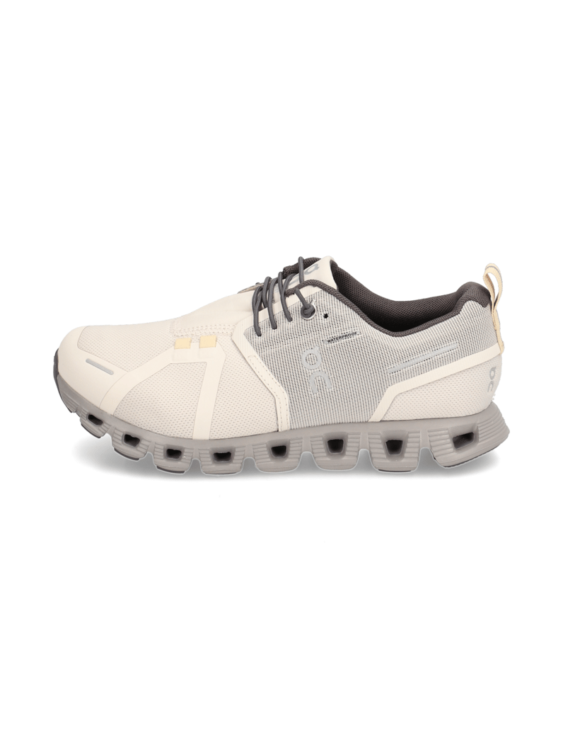 On-Cloud-5-Waterproof-beige
