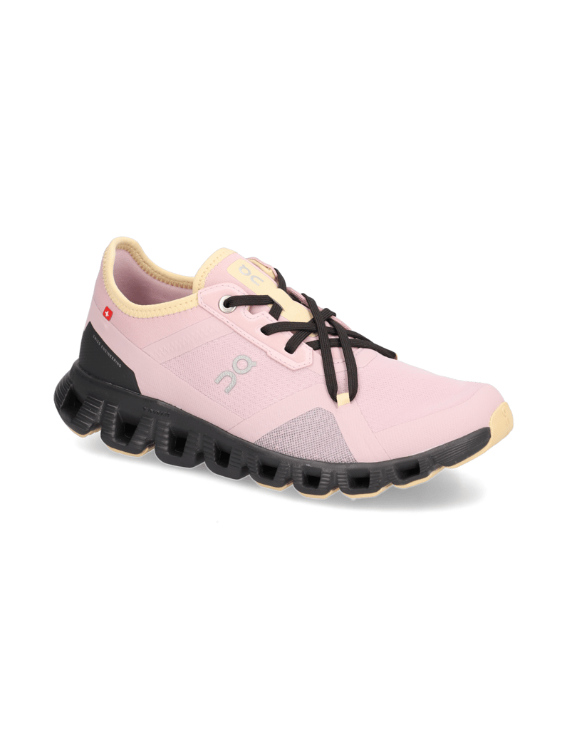 On-Cloud-X-3-AD-bílá