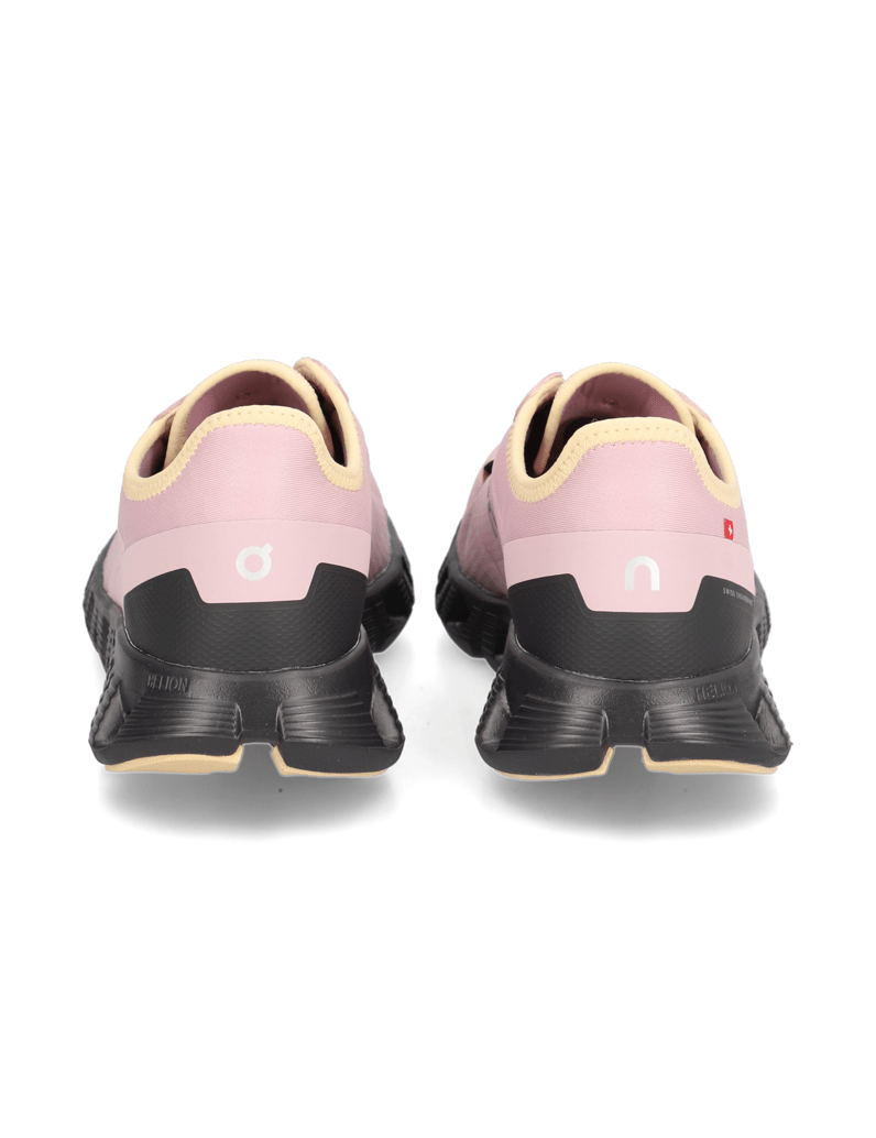 On-Cloud-X-3-AD-bílá