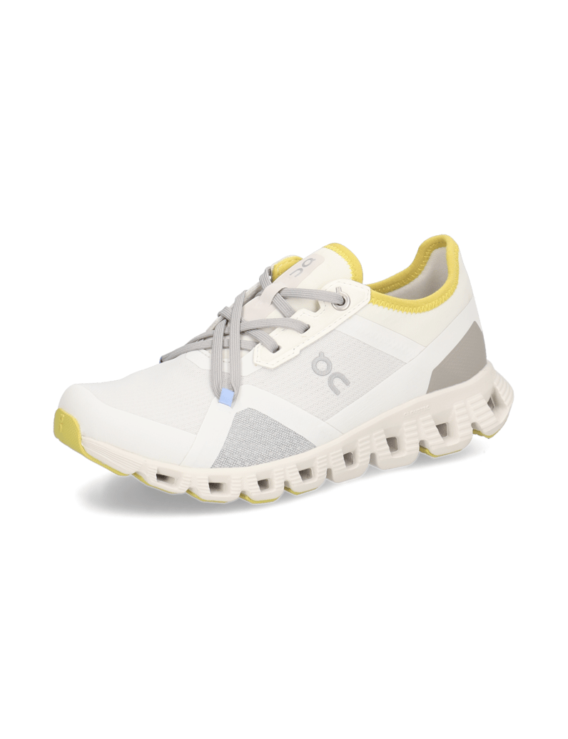 On-Cloud-X-3-AD-grau