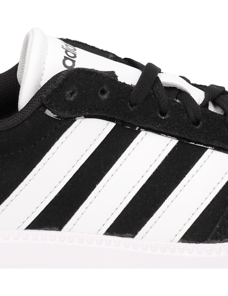 Adidas-BREAKNET-SLEEK-SUEDE,-čierna