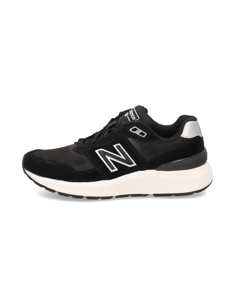 

New Balance tenisky