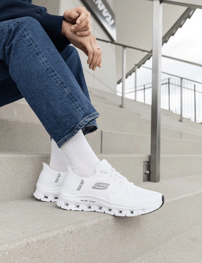 Skechers-GLIDE-STEP-PRO-schwarz