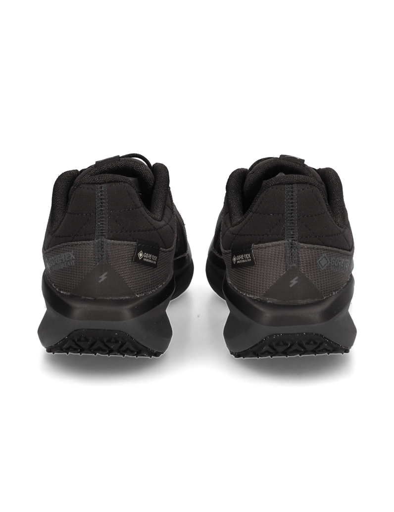 Nike-WINFLO-11-GORE-TEX-černá