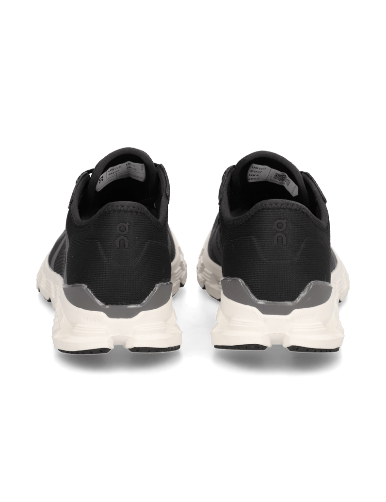 On-CLOUD-X-4-AD-črna