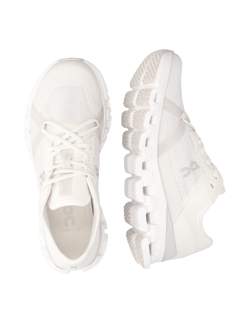 On-CLOUD-X-4-AD-črna