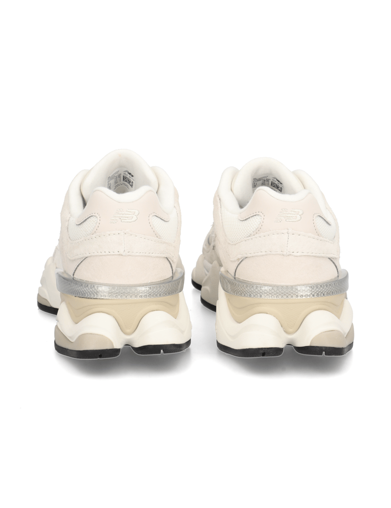 New-Balance-superge-črna