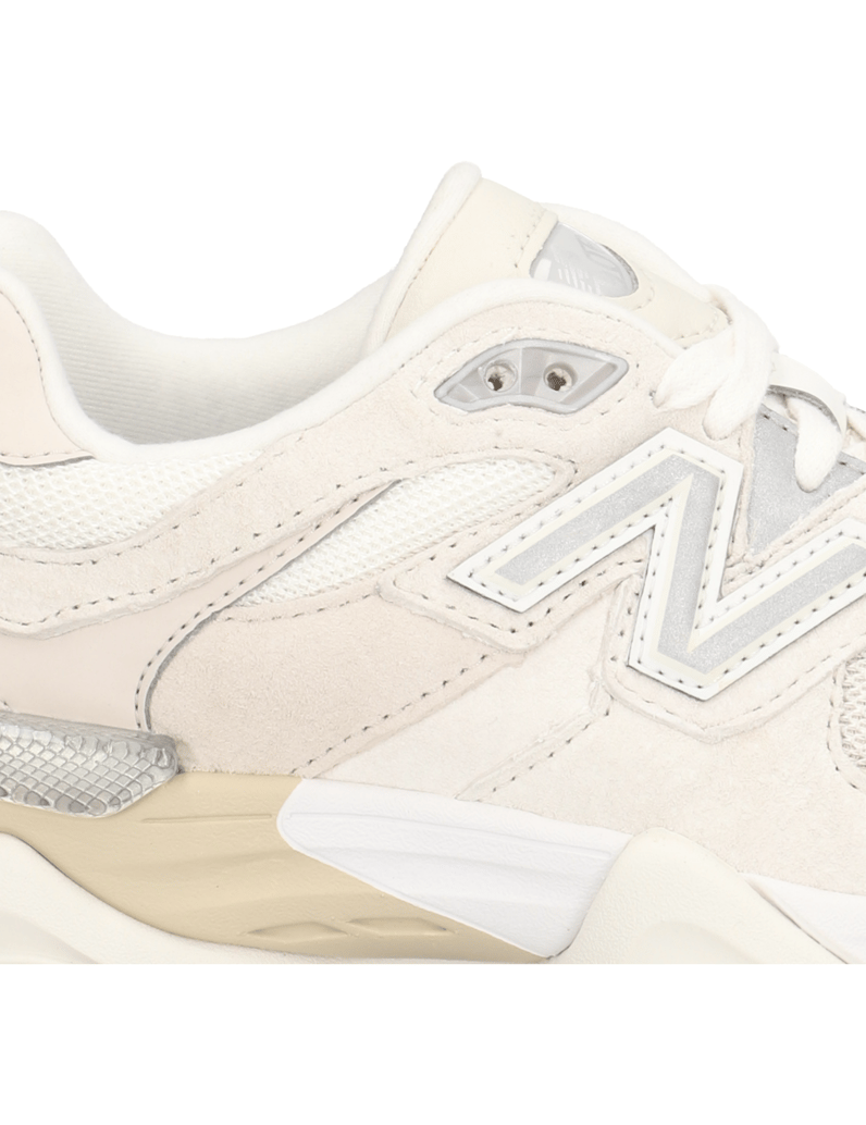 New-Balance-superge-siva