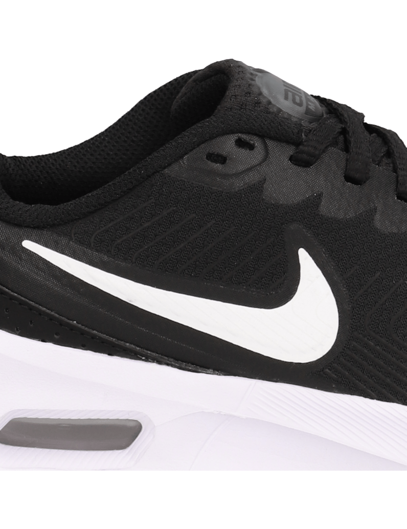 Nike-W-NIKE-AIR-MAX-NUAXIS-čierna