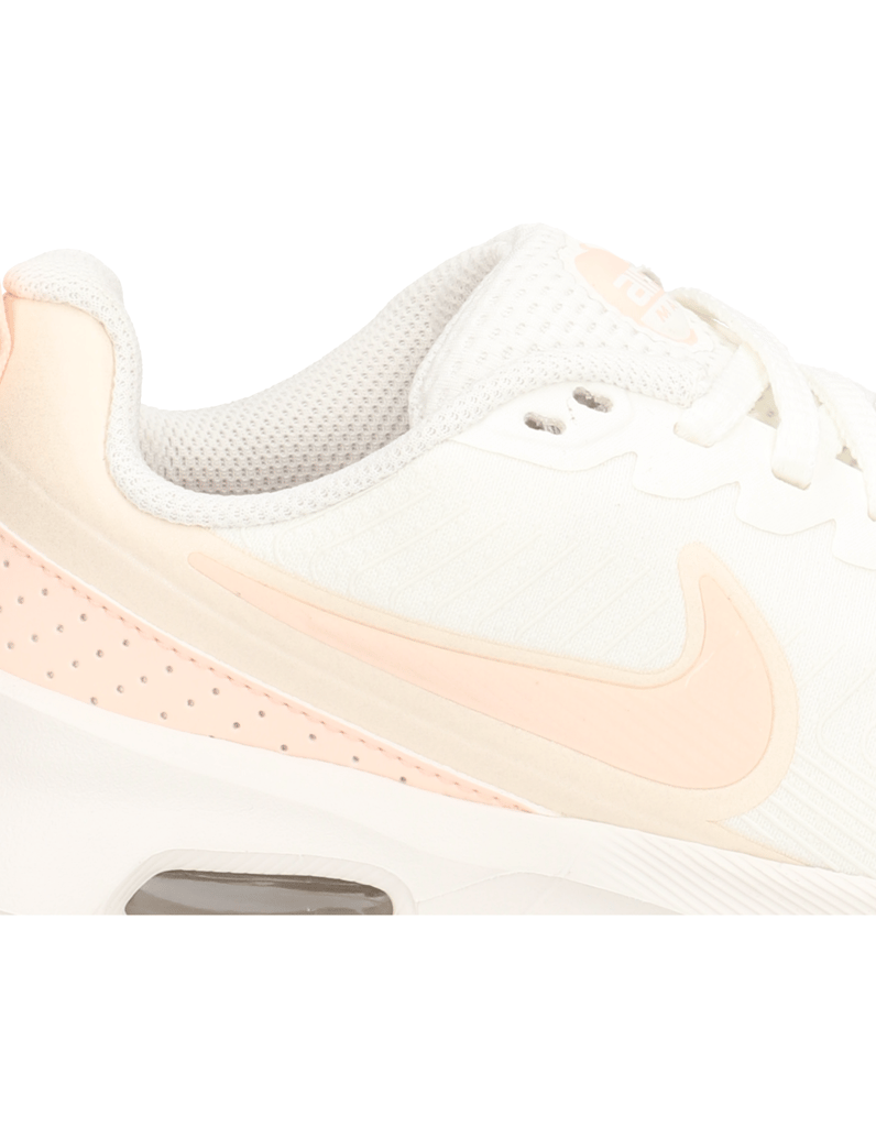 Nike-W-NIKE-AIR-MAX-NUAXIS-čierna