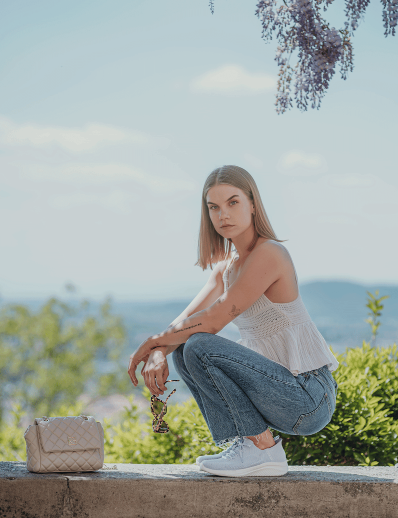 Skechers-ULTRA-FLEX-3.0---ELEVATED-MOTION-schwarz