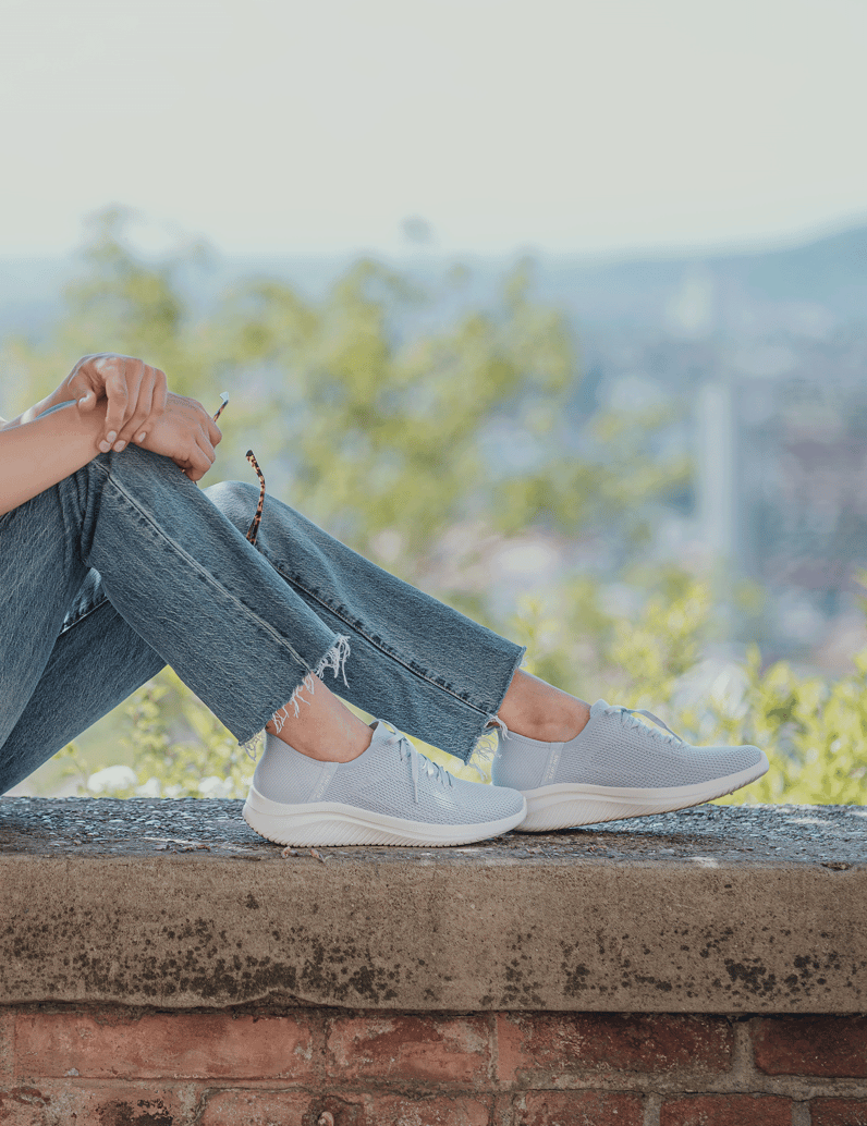 Skechers-ULTRA-FLEX-3.0---ELEVATED-MOTION-schwarz