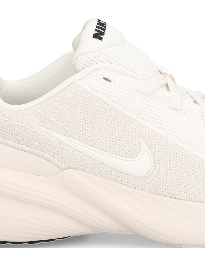 Nike-W-NIKE-UPLIFT-SC-černá