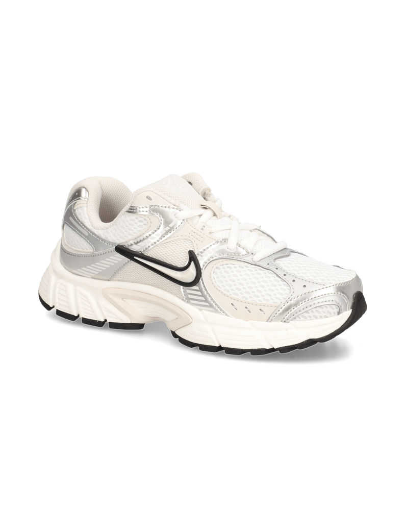 Nike-Nike-V5-RNR-bela
