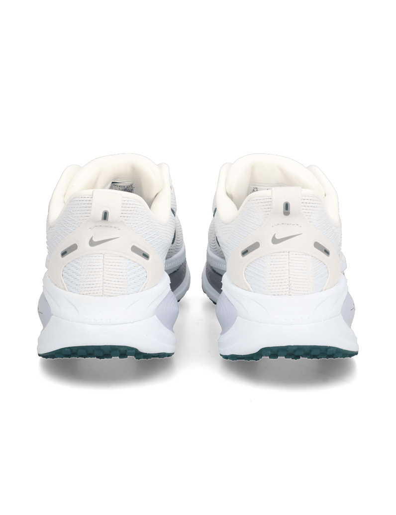 Nike-W-NIKE-VOMERO-18-bela