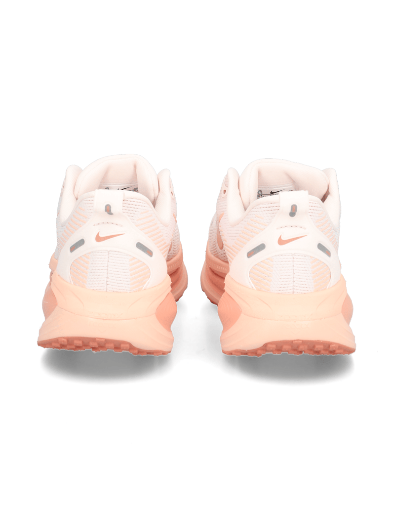 Nike-W-NIKE-VOMERO-18-bela