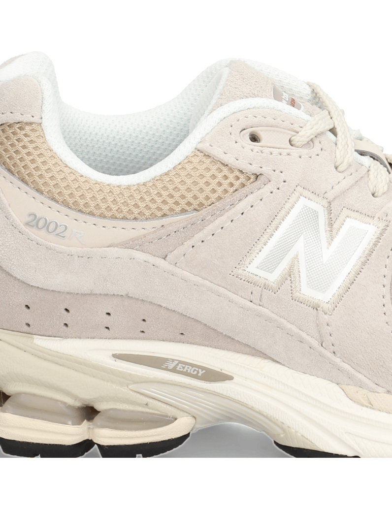 New-Balance-U2002-bež