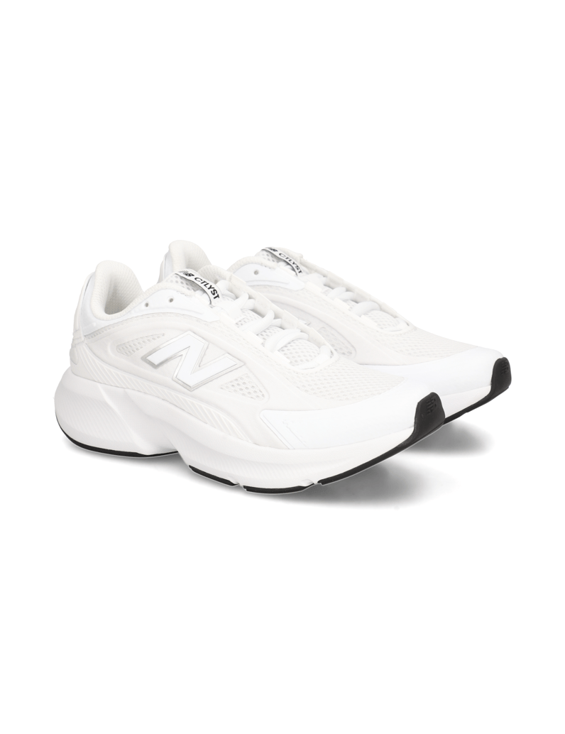 New-Balance-Catalyst-v1-schwarz