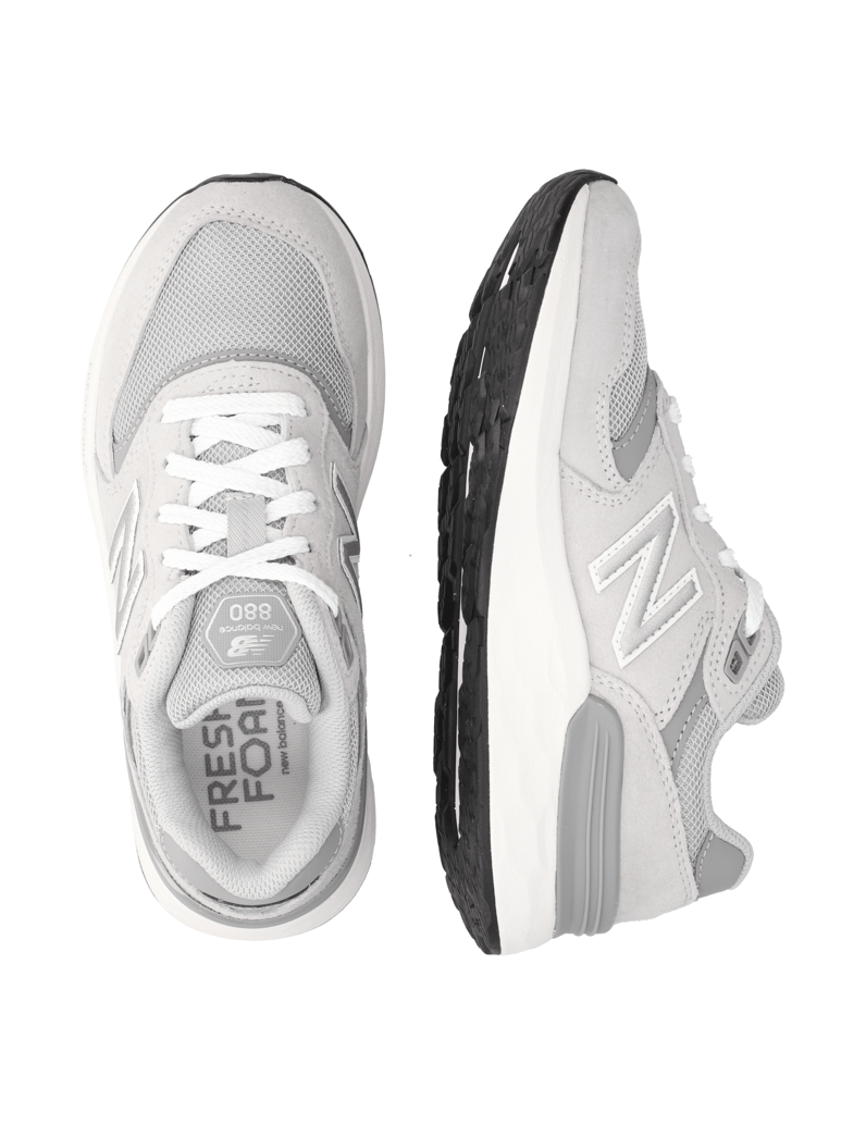 New-Balance-FRESH-FOAM-WALKING-880-V6-grau
