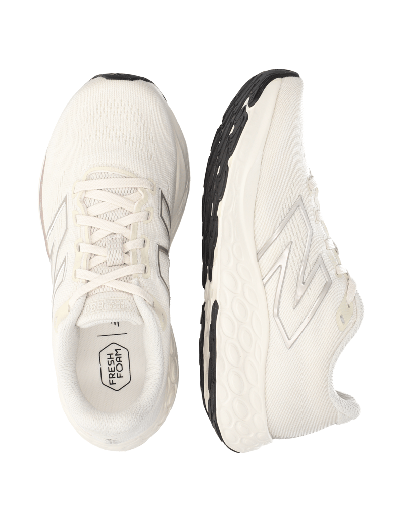 New-Balance-FRESH-FOAM-680-V8-orange