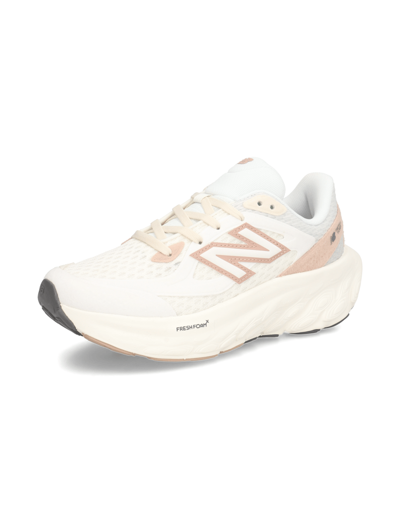 New-Balance-UTRNAE-schwarz