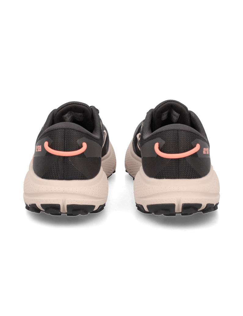 Brooks-DIVIDE-6-schwarz