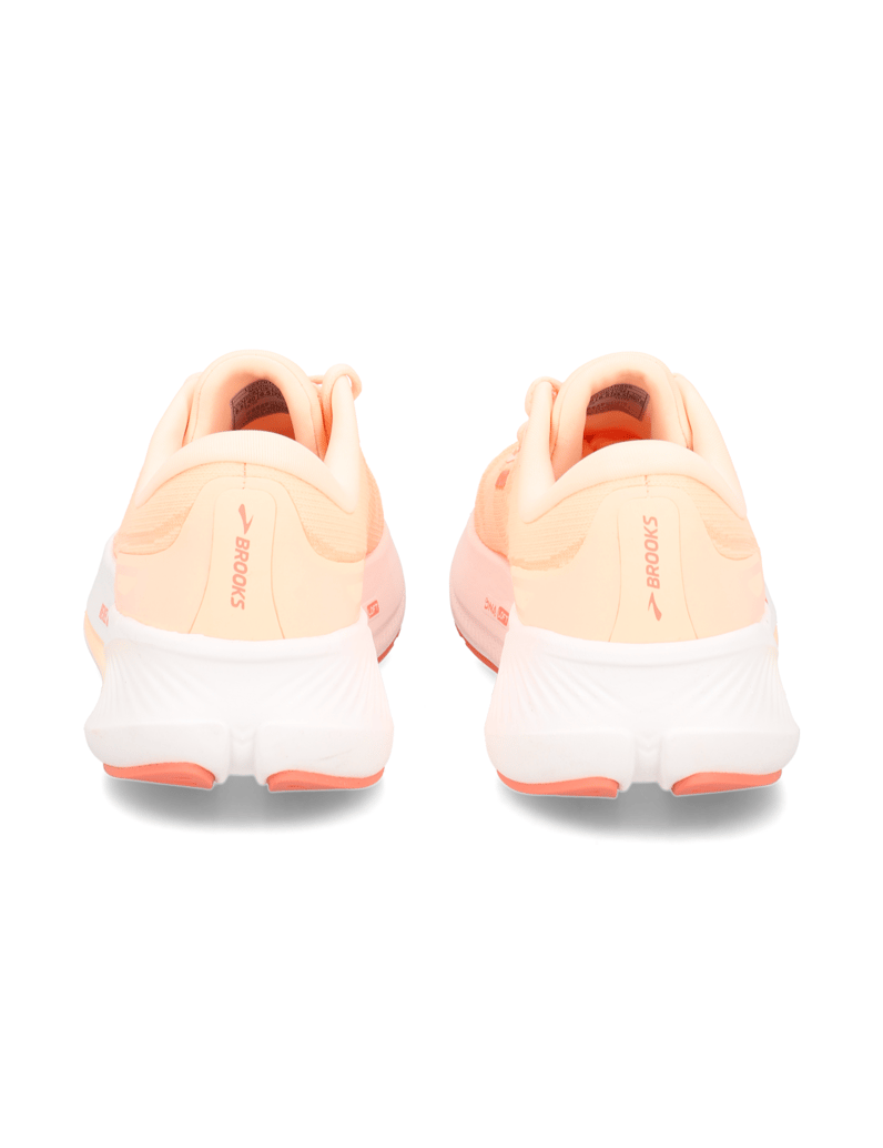 Brooks-REVEL-MAX-oranžová