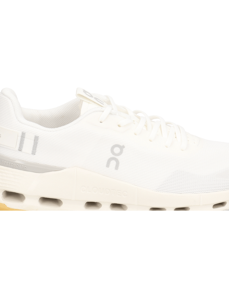 On-Cloudnova-Form-2-čierna