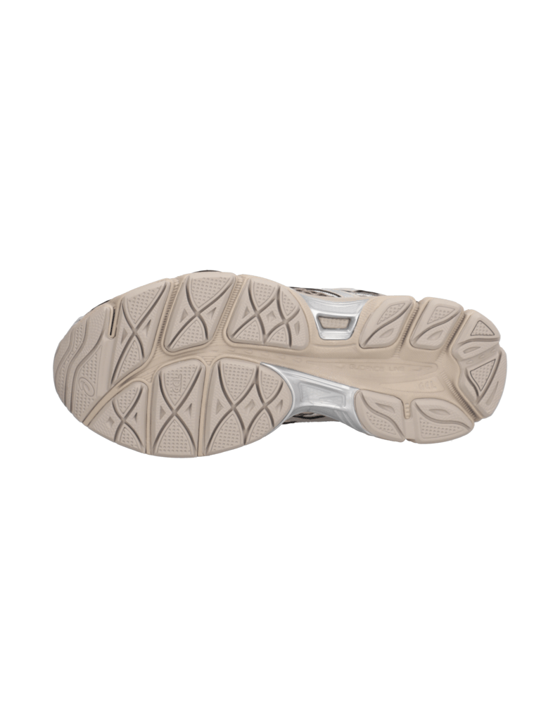 Asics-GEL-CUMULUS-16-beige
