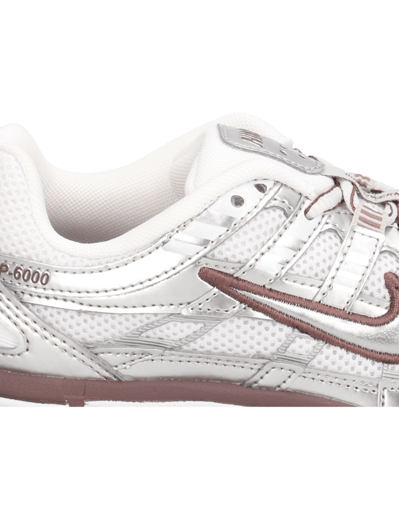 Nike-Nike-P-6000-weiss