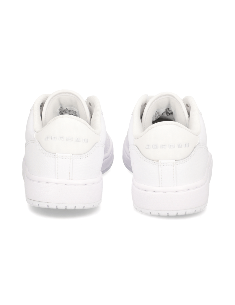 Jordan-WMNS-JORDAN-COURT-CONNECT-LOW-bela