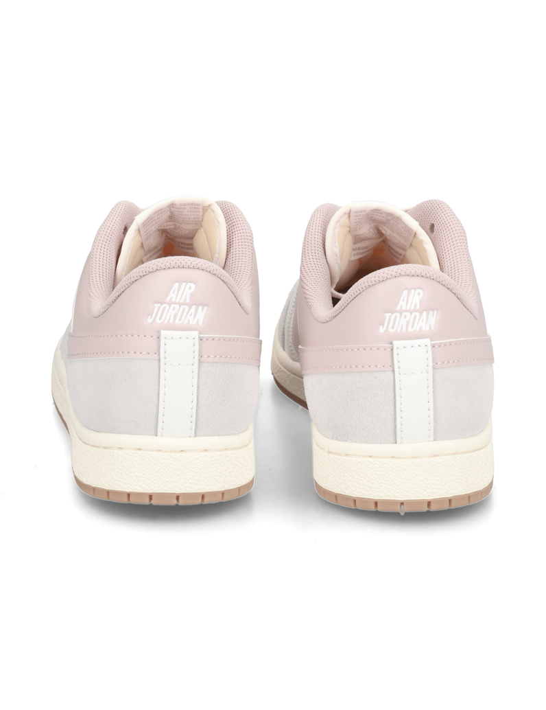 Jordan-WMNS-AIR-JORDAN-SKYLINE-LOW-siva