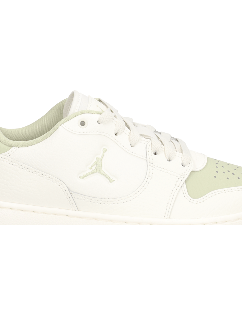 Jordan-WMNS-JORDAN-COURT-CONNECT-LOW-bela