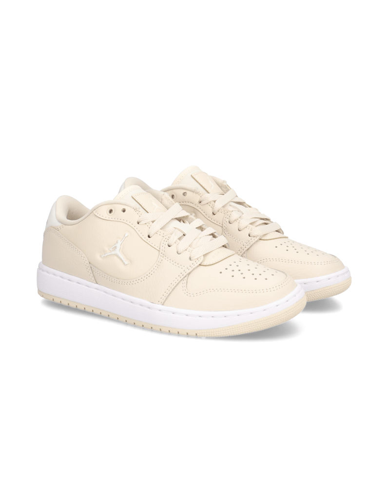 Jordan-WMNS-JORDAN-COURT-CONNECT-LOW-bílá