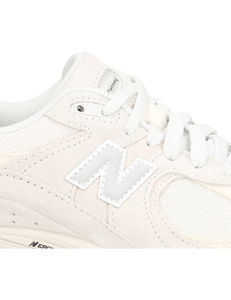 New-Balance-U2002-siva