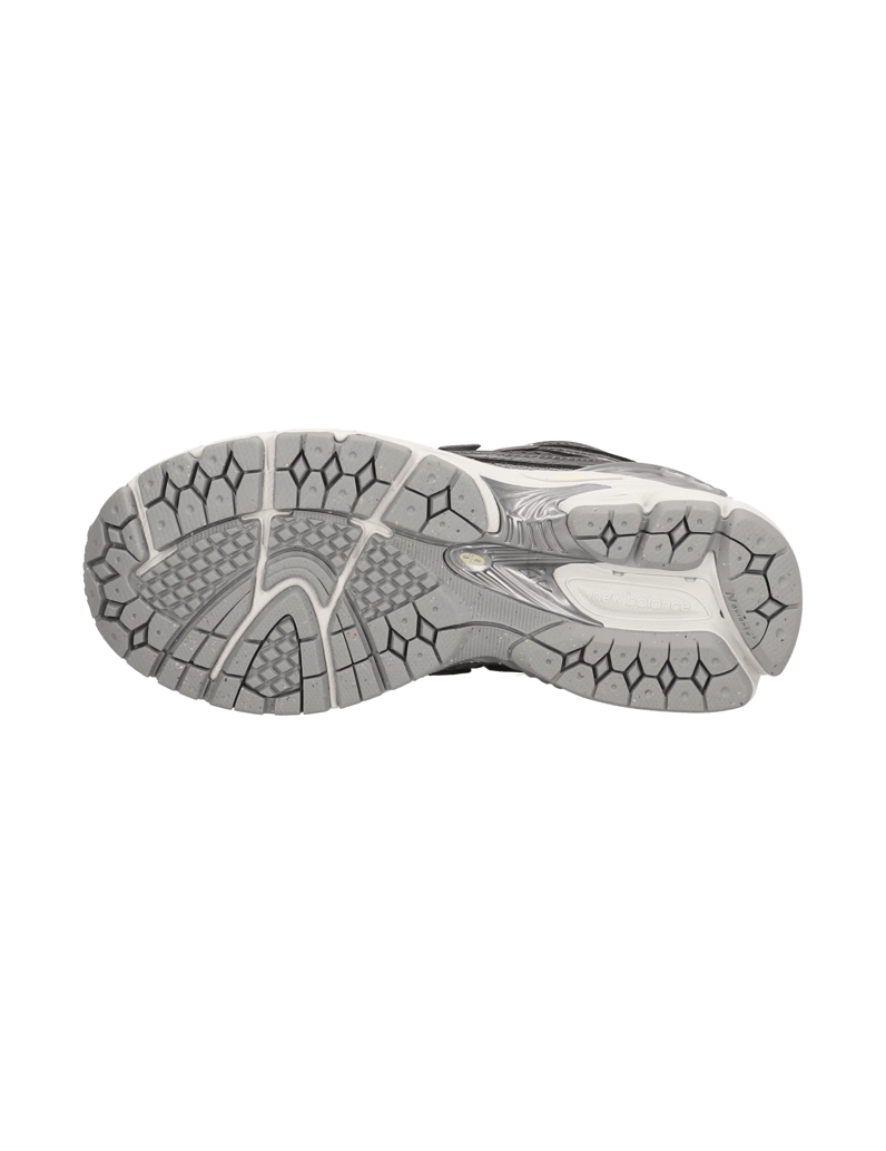 New-Balance-U1906-siva