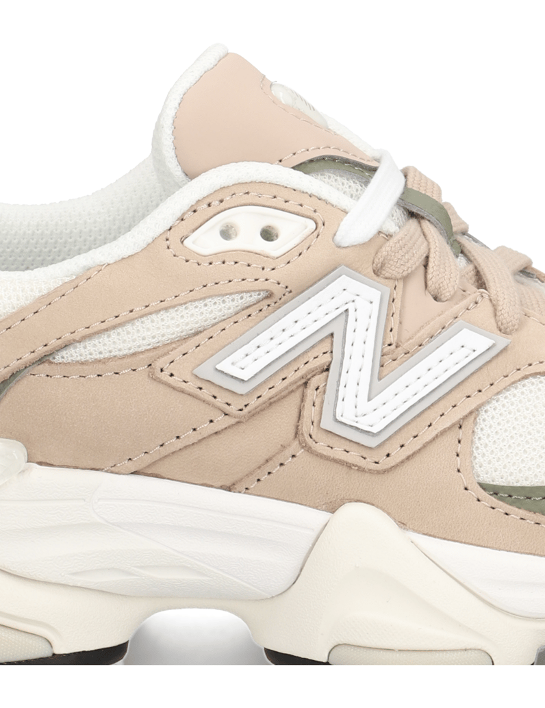 New-Balance-U9060-schwarz