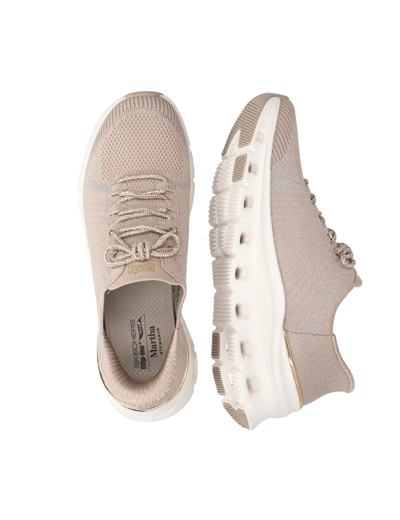 Skechers-MARTHA:-ARCH-FIT-GLIDE-STEP-PRO-črna