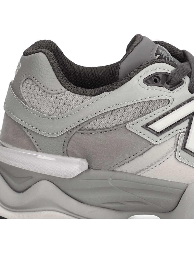 New-Balance-U9060-bež
