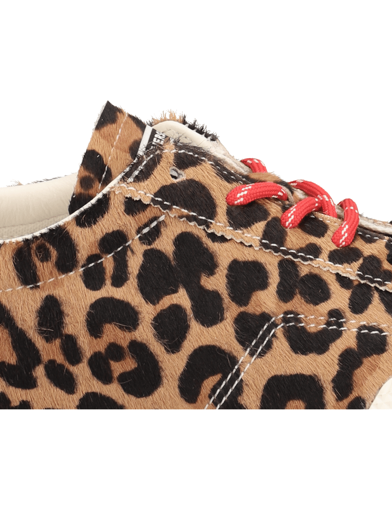 Converse-CHUCK-TAYLOR-LO-LEOPARD-PONY-HAIR-hnedá