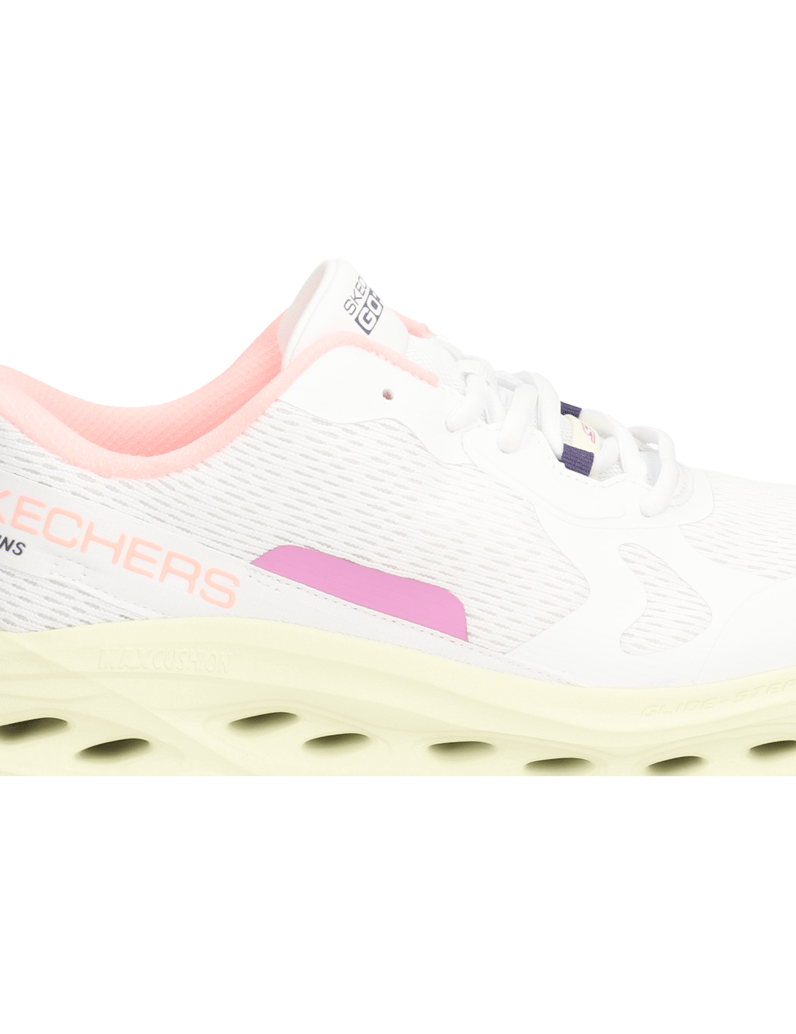 Skechers-Slip-Ins-Max-Cushioning-Glide-Step-bílá